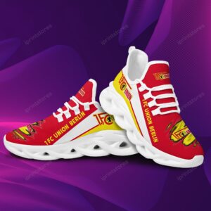 Alternative view of 1. FC Union Berlin Logo Torn Pattern Schuhe